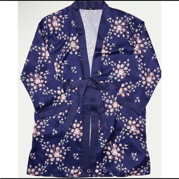Lane Intimates & Sleepwear Lane Allie Robe Poshmark